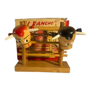 EL Rancho Salt & Pepper And Napkin Holder Wooden Cows Farm decor Japan